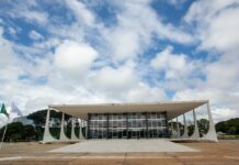 STF julgará mais 131 denúncias contra investigados por atos golpistas