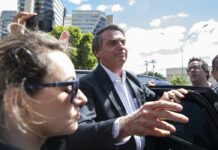 STF tira sigilo de operação de fraude em cartão de vacina de Bolsonaro