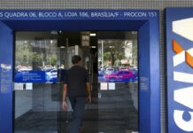 Caixa libera abono salarial para nascidos em setembro e outubro