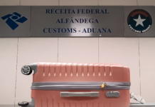 Receita Federal em Brasília flagra passageira tentando embarcar para a França com cerca de 7,3 kg de cocaína na bagagem