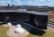 TSE julga ações de investigação eleitoral contra Bolsonaro e Lula