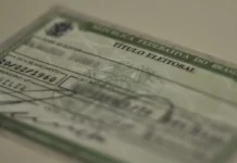 Hoje é último dia para regularizar ou transferir título de eleitor