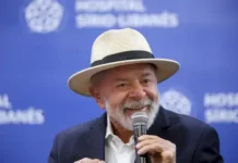 Após alta hospitalar, Lula diz que está tranquilo e vai se cuidar