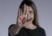 Mulheres vítimas de violência doméstica terão acesso a reconstrução dentária gratuita pelo SUS