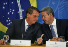 Arthur Lira visita Bolsonaro em prisão domiciliar antes de julgamento no STF