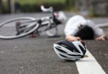 Ciclista morre após ser atropelado na subida do Lago Sul; via foi interditada